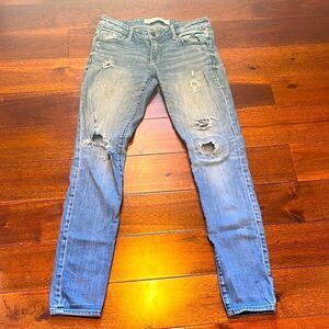 Abercrombie & Fitch Blue Skinny Jeans Distressed
 Size 2